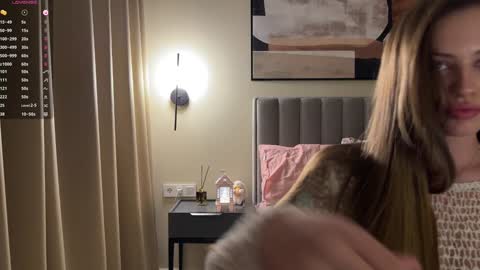 Snapshot of kiramystery chatting on 12.06.24 Kira online show from 12.06.24