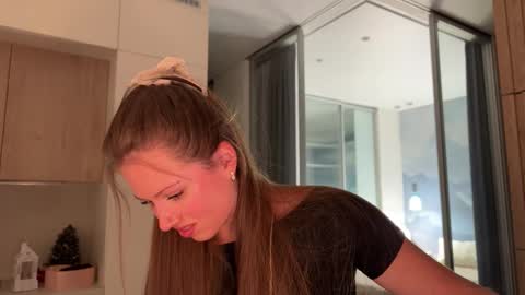 Kira online show from 02.18.26