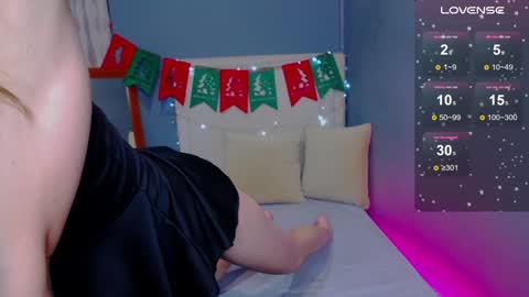 KiraNigt online show from 12.25.24