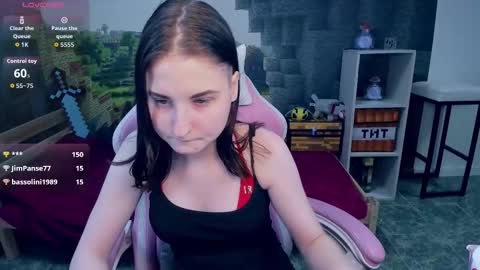 KiraParker online show from 03.08.26