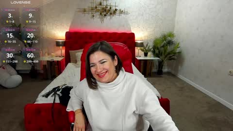 Snapshot of kiraroxx chatting on 01.30.25 Kira online show from 01.30.25