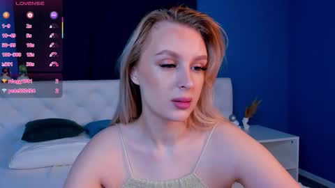 Snapshot of kiraruiz chatting on 02.20.26 Kira online show from 02.20.26