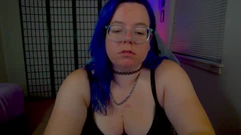 KiraSpitQueen online show from 08.03.26