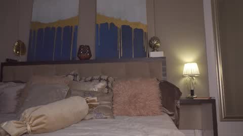 Snapshot of kirasunny chatting on 09.24.25 kirasunny online show from 09.24.25