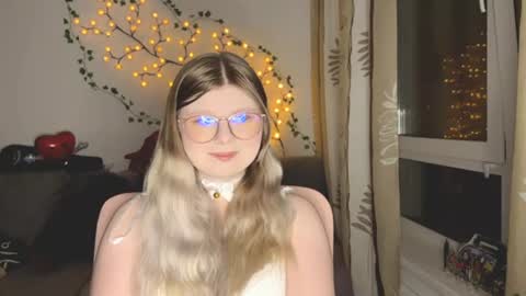 KiraYume online show from 06.21.26