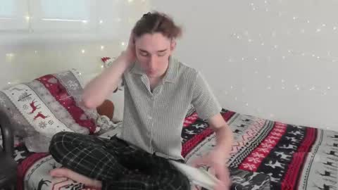 Snapshot of kirill_20_cm chatting on 12.26.24 Kirill and Andrey online show from 12.26.24