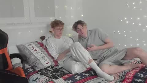 Snapshot of kirill_20_cm chatting on 01.12.25 Kirill and Andrey online show from 01.12.25