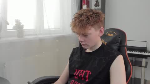 Snapshot of kirill_20_cm chatting on 01.31.25 Kirill and Andrey online show from 01.31.25