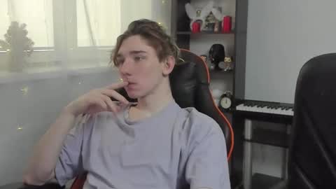 Snapshot of kirill_20_cm chatting on 02.04.25 Kirill and Andrey online show from 02.04.25