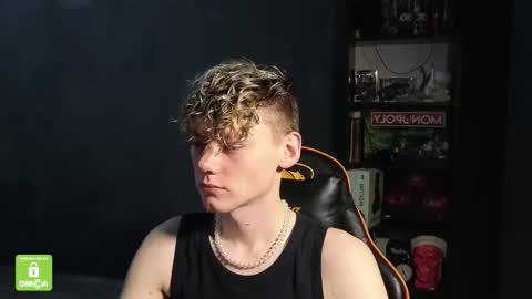 Snapshot of kirill_20_cm chatting on 11.27.25 Kirill and Andrey online show from 11.27.25