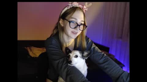 kisa____ online show from 12.25.24