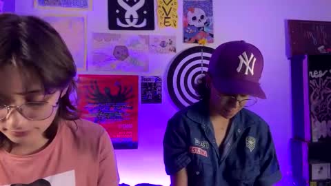 Snapshot of kishiranma chatting on 11.22.25 kishiranma online show from 11.22.25