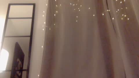 Kissah Kreampuff online show from 09.13.25