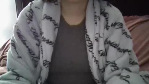 kissandtell1357 online show from 11.03.25