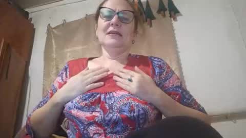 Snapshot of kissandvibe chatting on 12.04.25 kissandvibe online show from 12.04.25