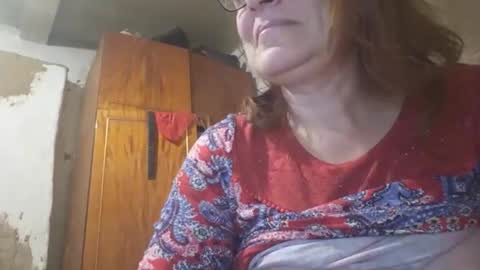 Snapshot of kissandvibe chatting on 12.04.25 kissandvibe online show from 12.04.25