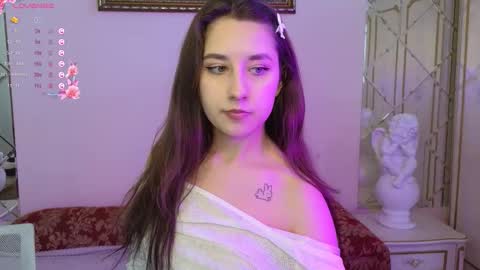 Snapshot of kisses_eva chatting on 09.27.25 Hot Eva online show from 09.27.25