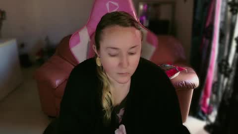 kissica online show from 03.05.25