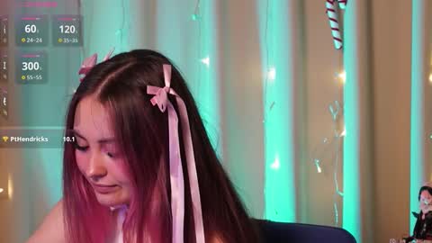 Snapshot of kissmypink chatting on 12.03.25 Marsik online show from 12.03.25