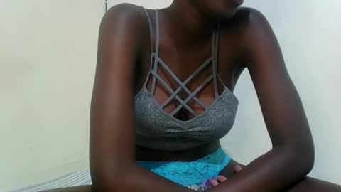 kissybabe01 online show from 12.05.25