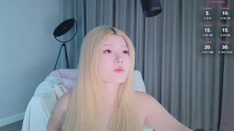 Aya   online show from 02.10.25