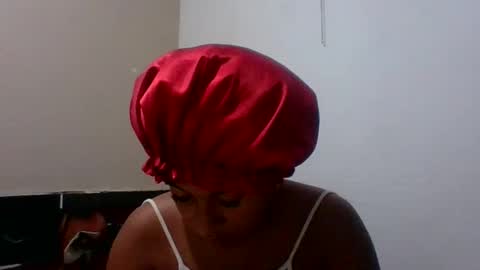 Snapshot of kitra_new chatting on 11.01.25 kitra_new online show from 11.01.25