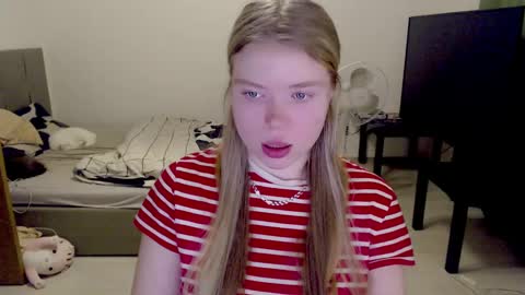 Jennyblonde and Emmabrunette online show from 12.27.24