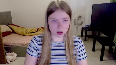 Jennyblonde and Emmabrunette online show from 10.14.25