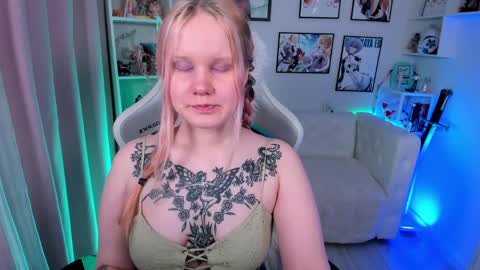 kittenxoann online show from 04.11.26