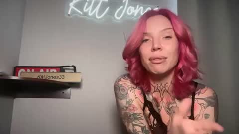 kittjones33 online show from 06.20.26