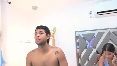 Snapshot of kitty_and_masterboy chatting on 11.19.25 kitty_and_masterboy online show from 11.19.25