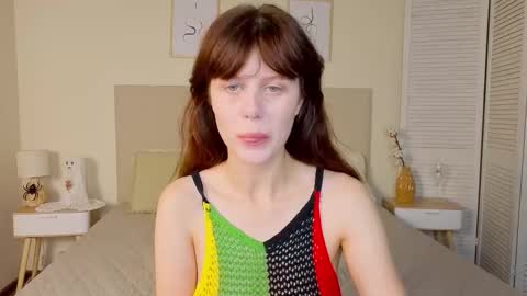 Snapshot of kitty_ange1l chatting on 11.10.25 kitty_ange1l online show from 11.10.25