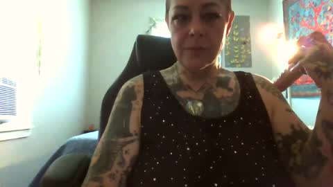 Snapshot of kitty_bang_bang chatting on 06.24.26 kitty_bang_bang online show from 06.24.26