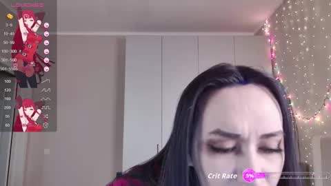 Snapshot of kitty_dora chatting on 11.09.25 Evelyn online show from 11.09.25