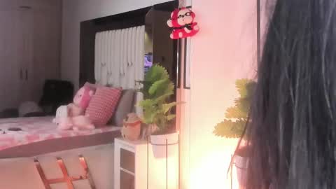 Snapshot of kitty_eliffe chatting on 02.06.26 kitty online show from 02.06.26