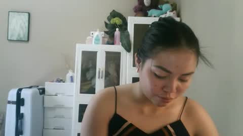 Snapshot of kitty_fussy chatting on 09.15.25 kitty_fussy online show from 09.15.25