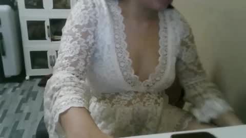Snapshot of kitty_fussy chatting on 10.23.25 kitty_fussy online show from 10.23.25