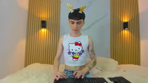 kitty_gill online show from 12.21.24