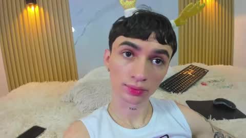 kitty_gill online show from 12.21.24