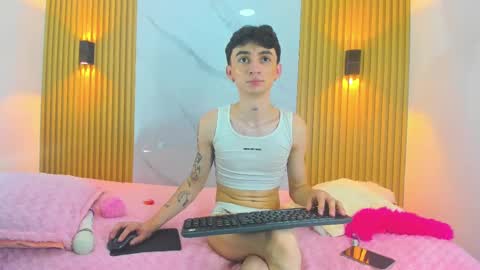 kitty_gill online show from 12.27.24