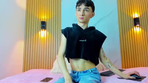 kitty_gill online show from 12.28.24