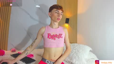 kitty_gill online show from 01.17.25