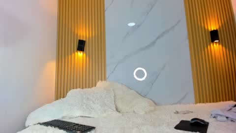 kitty_gill online show from 01.21.25