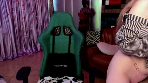 kitty_pantera online show from 04.14.26