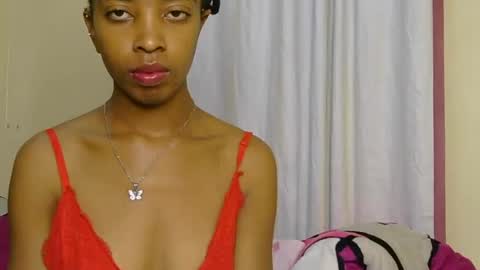 Snapshot of kitty_piee chatting on 07.22.26 sugar plum online show from 07.22.26