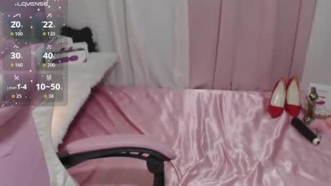 kitty for you online show from 09.14.25