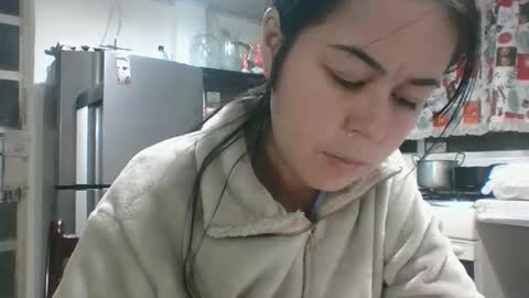 Snapshot of kitty_small69 chatting on 02.20.26 kitty_small69 online show from 02.20.26