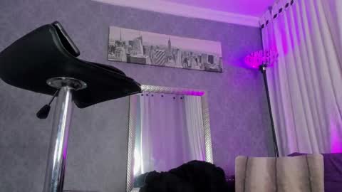 Kendall Saray   online show from 02.17.25