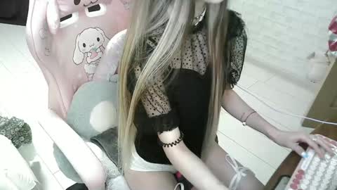 KittyBounty online show from 12.11.24