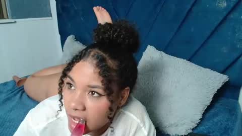 Snapshot of kittybrookex chatting on 02.10.25 Valery online show from 02.10.25